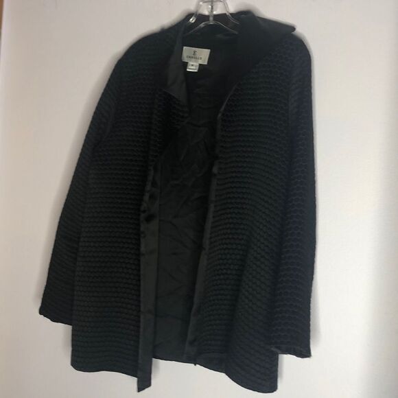 EMMELLE black jacket - Picture 1 of 5